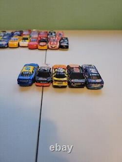 Gros lot de 50 voitures de course NASCAR à l'échelle 1:64 en vrac Lot 1 Gordon Earnhardt + Plus