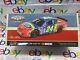 Jeff Gordon 1998 Atlanta Raced Win Flashcoat 1 Of 73 124 Scale Diecast New<br/><br/>jeff Gordon 1998 Atlanta Raced Win Flashcoat 1 Sur 73 124 Échelle Diecast Neuf