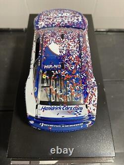 Kyle Larson 2023 HMS EXCLUSIVE CANDY Autograph North Wilkesboro Win 124 Diecast
 <br/>  	<br/>

	Translation: Kyle Larson 2023 HMS EXCLUSIVE CANDY Autographe North Wilkesboro Win 124 Moulage sous pression