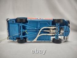 La voiture de course Oldsmobile Clear-Cast #43 1977 de Richard Petty de Franklin Mint-124