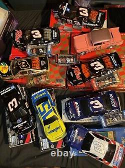 Lot de 14 voitures miniatures vintage Dale Earnhardt Nascar fabriquées par Action 1/24 avec toutes les boîtes