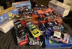 Lot de 14 voitures miniatures vintage Dale Earnhardt Nascar fabriquées par Action 1/24 avec toutes les boîtes