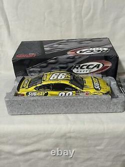 Nascar Carl Edwards 2013 #99 Subway Phoenix Race Win 1/24 Elite Nouveau dans la boîte