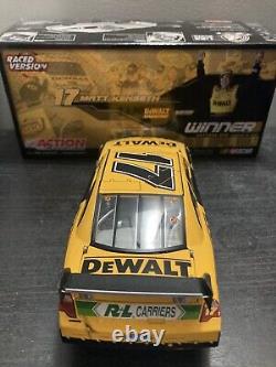 Rare! Lisez tout! Version de course signée par Matt Kenseth Dewalt Daytona 500 Win 2009