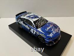 Ricky Stenhouse Jr. a signé la victoire de la Daytona 500 2023 #47 à l'échelle 1:24 en moulage sous pression avec certificat d'authenticité (COA)