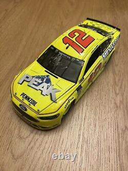 Ryan Blaney 2018 #12 Daytona Can-Am Duel #1 Win Autographed Elite 1/24 Diecast
	<br/>	 

<br/>   Translation: Ryan Blaney 2018 #12 Daytona Can-Am Duel #1 Victoire Autographiée Elite 1/24 Moulé sous pression